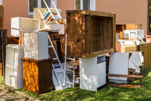 Junk Haul Away Service in Xenia